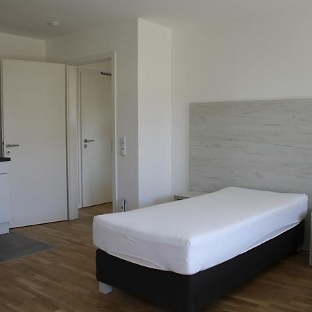 2 Zimmer Apartment Mit Bis Zu 4 Einzelbetten In Der Land Of Living Кельхайм Экстерьер фото